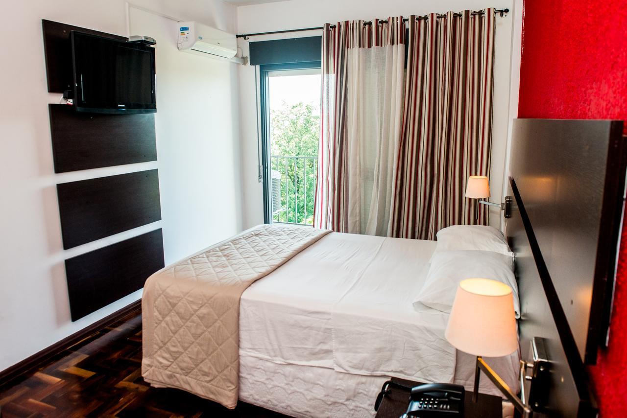 Bagé Novo Hotel Fenicia מראה חיצוני תמונה